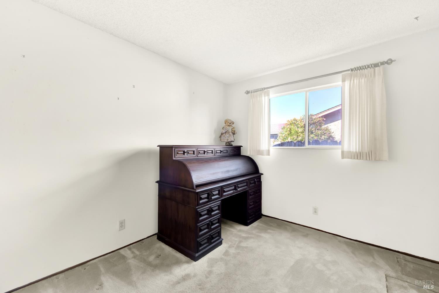 2202 Sandpiper Drive