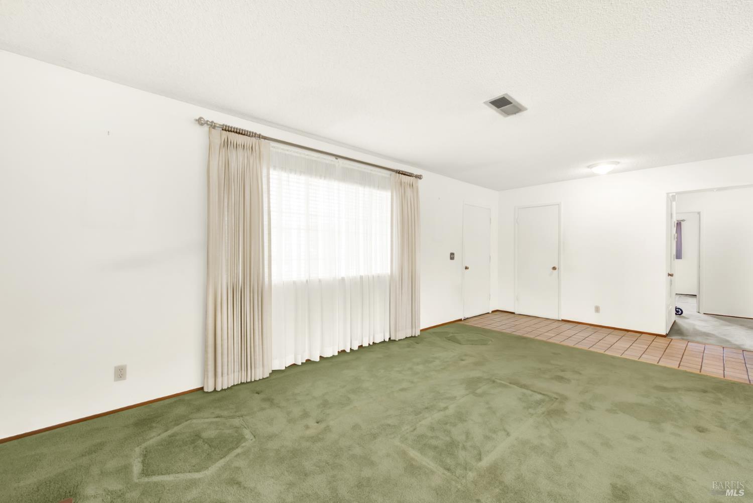 2202 Sandpiper Drive