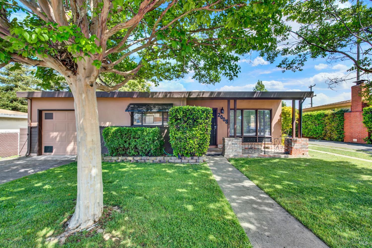 2008 Tuolumne Street