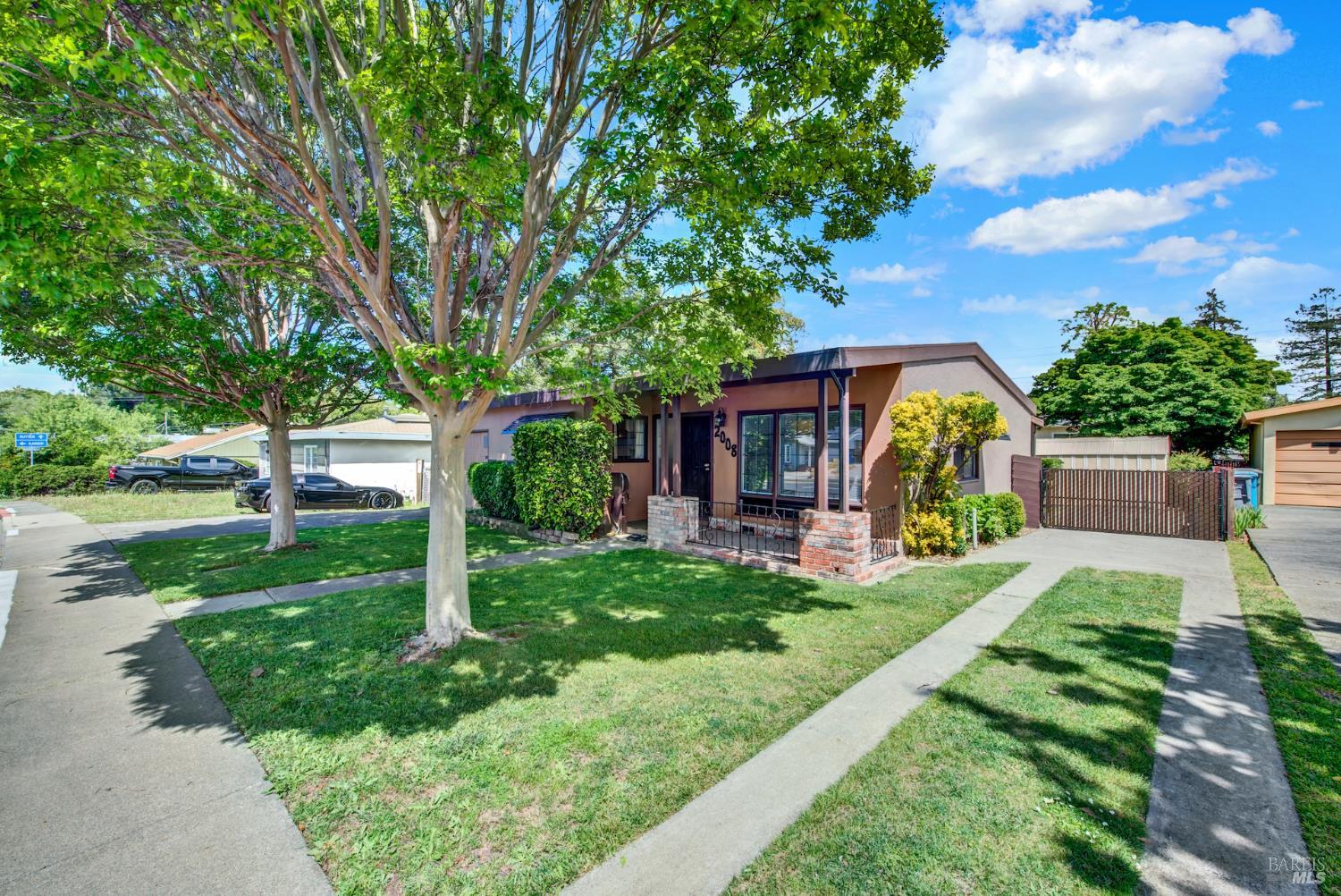 2008 Tuolumne Street