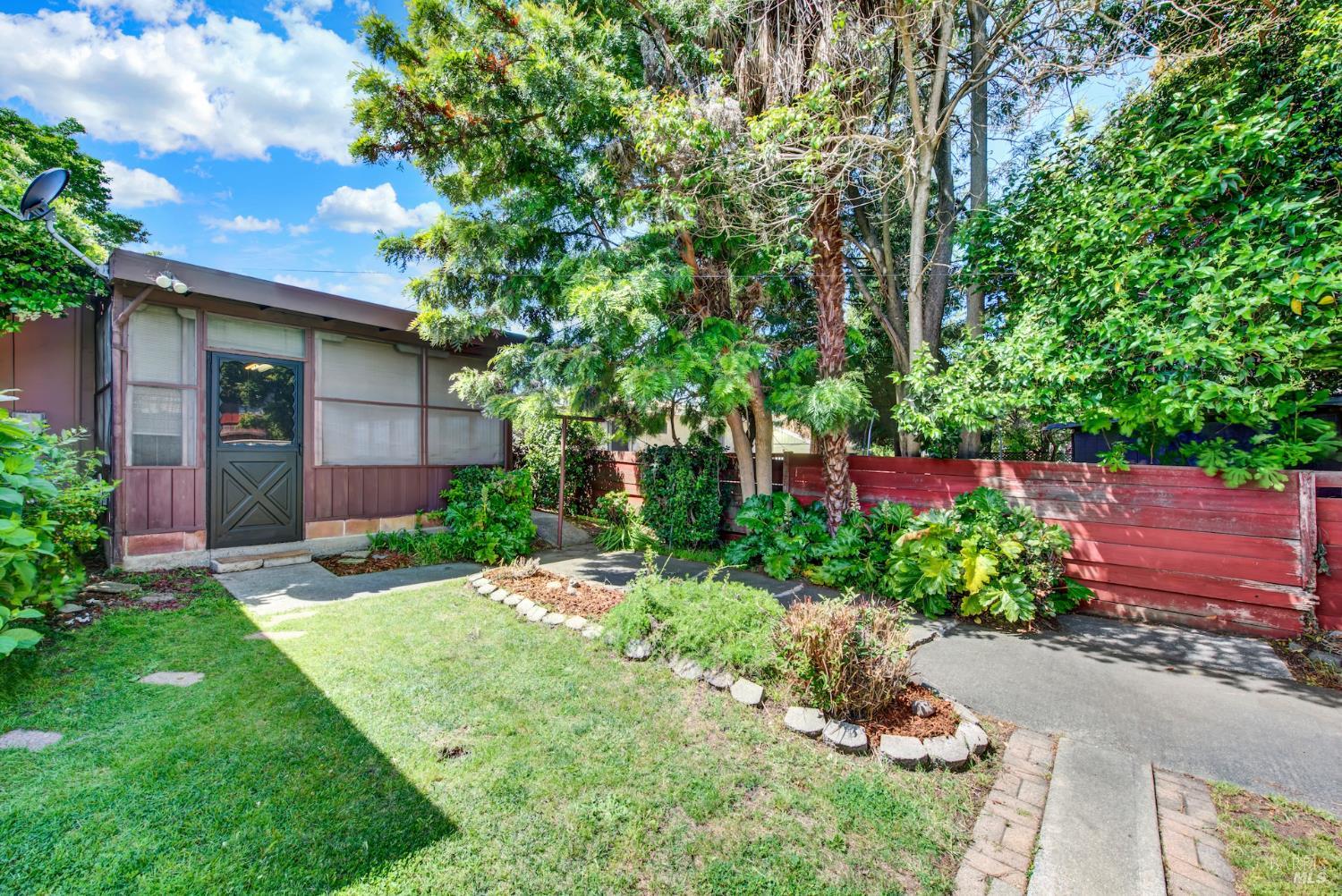 2008 Tuolumne Street