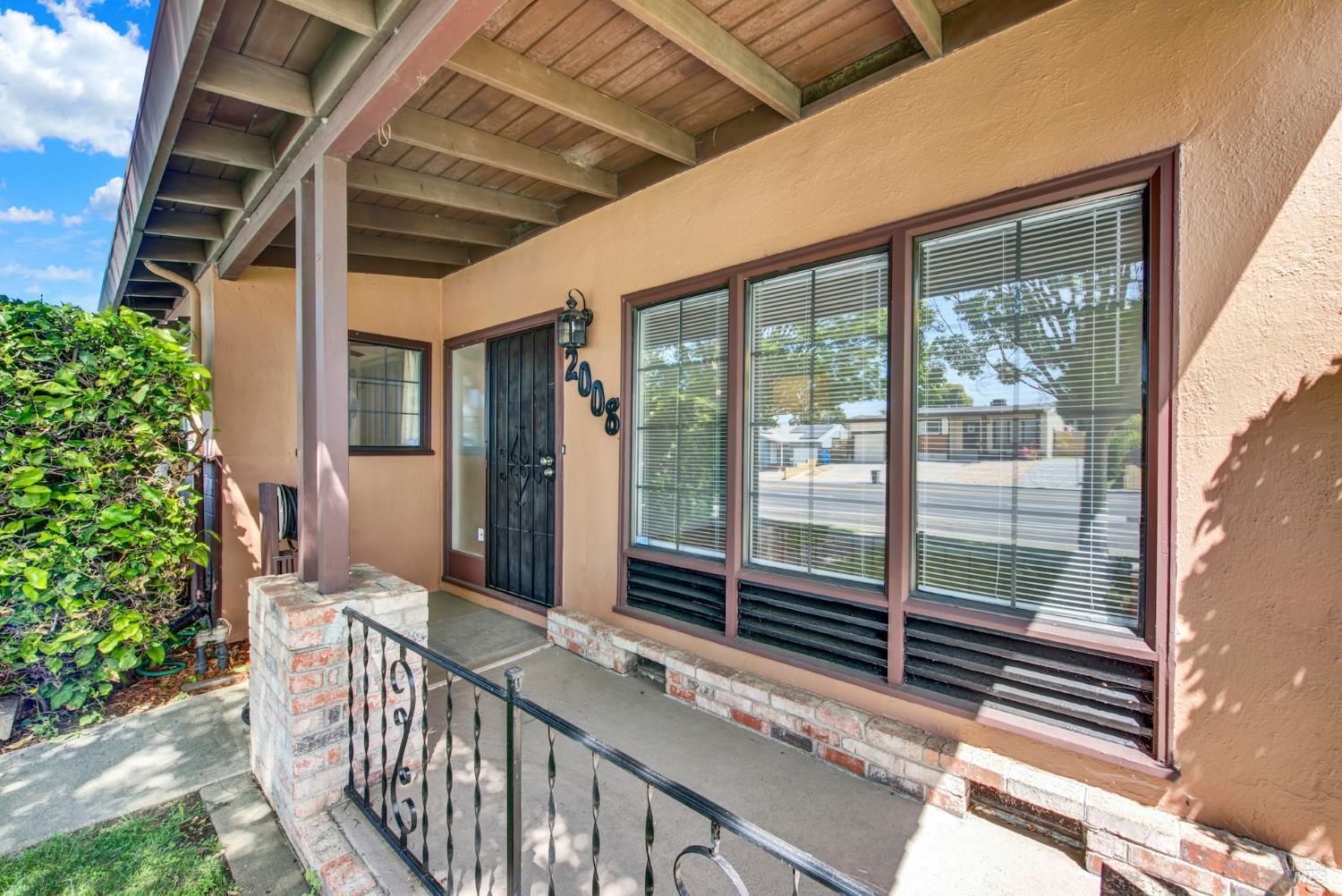 2008 Tuolumne Street
