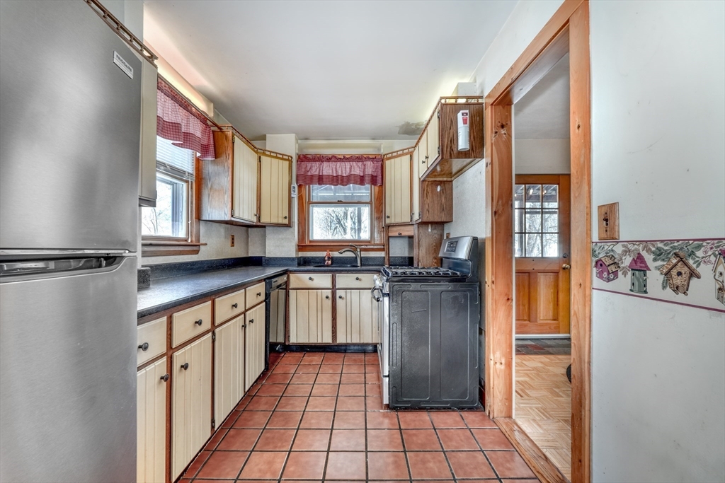 263 West Wyoming Avenue