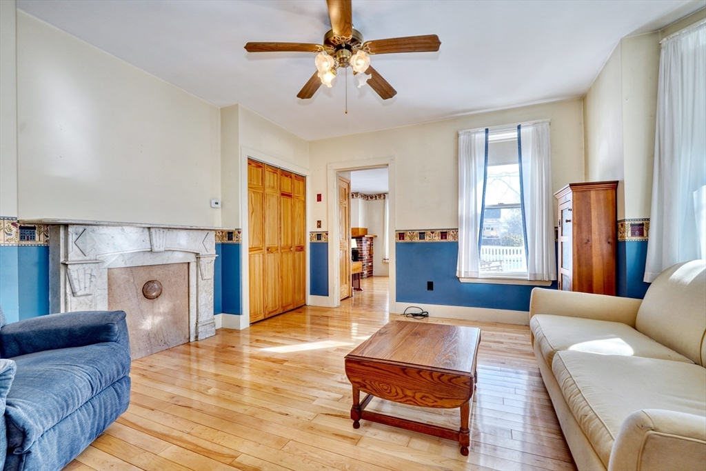 263 West Wyoming Avenue
