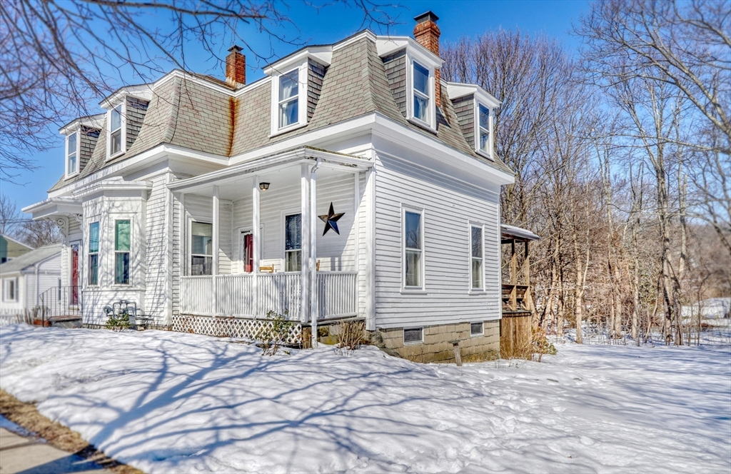 263 West Wyoming Avenue