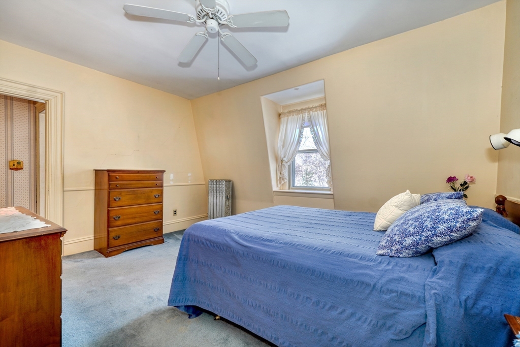 263 West Wyoming Avenue
