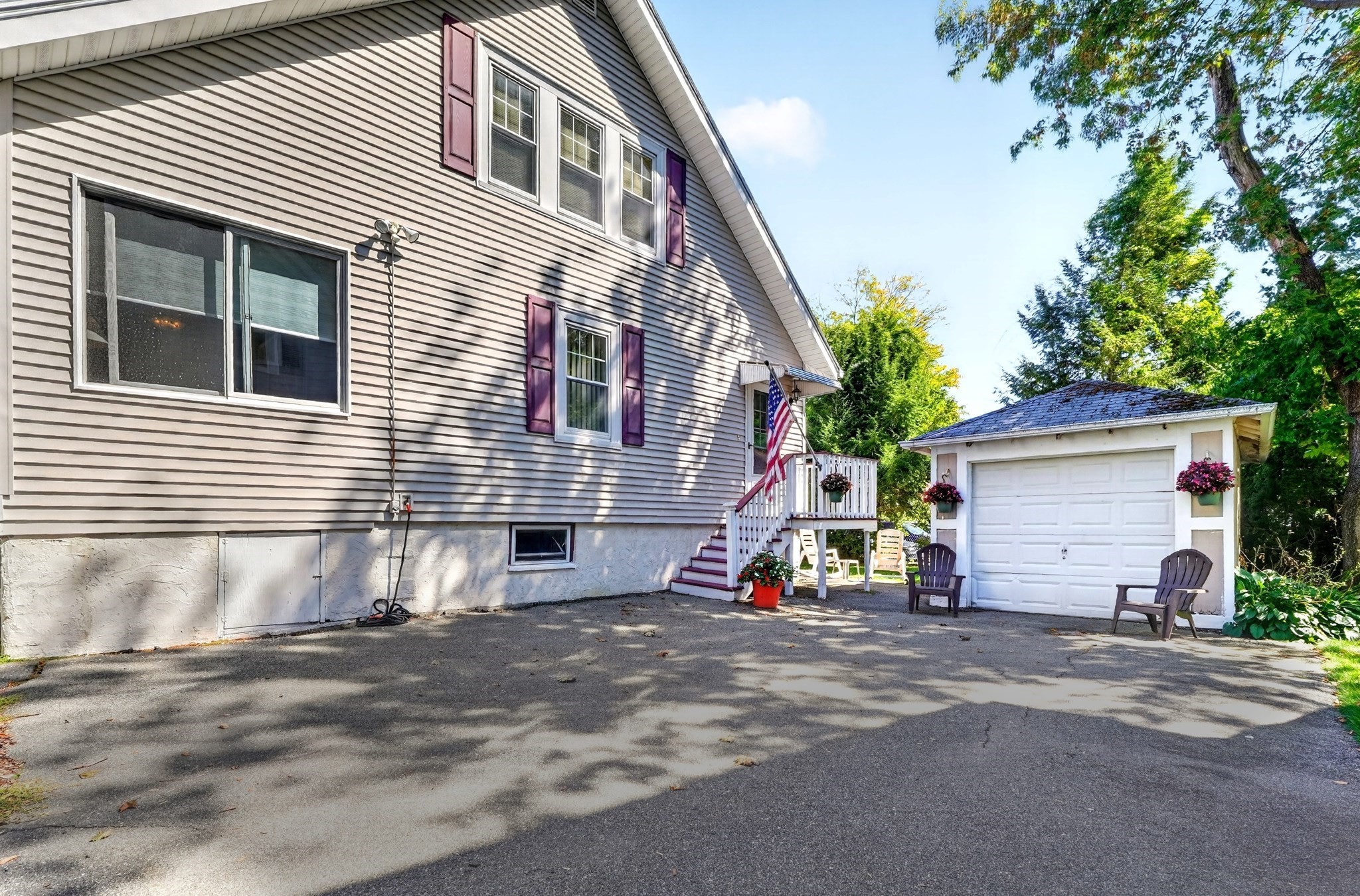 9 Cottage Street