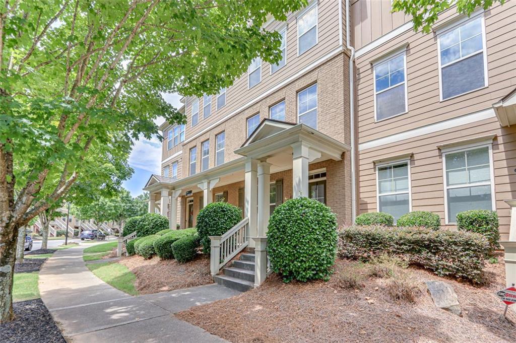 615 GROVE MANOR Park