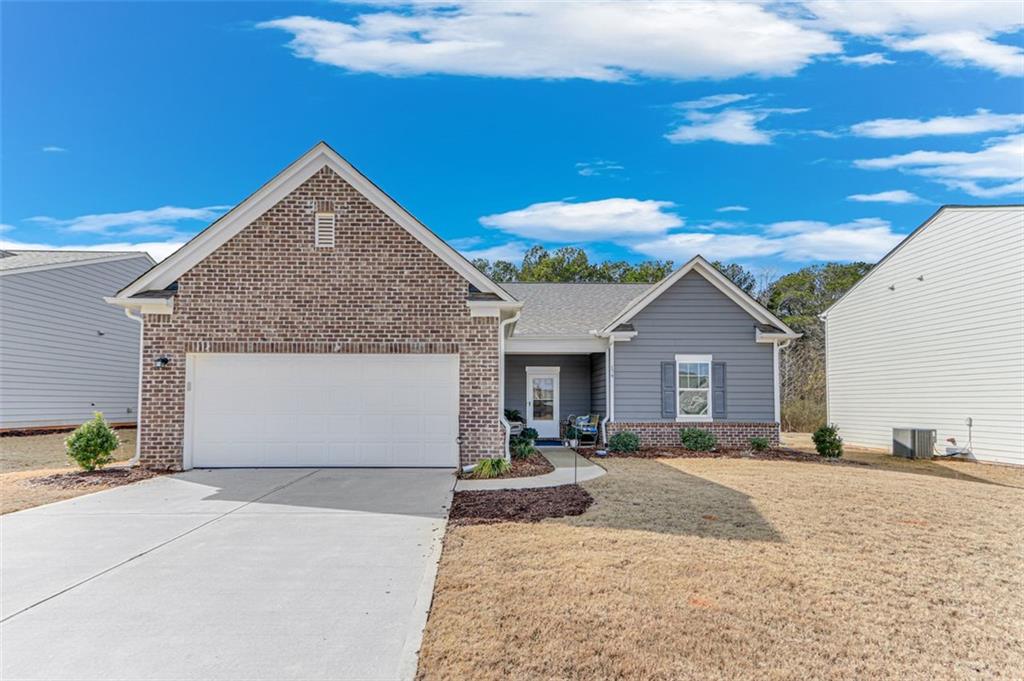174 MCCALL Way