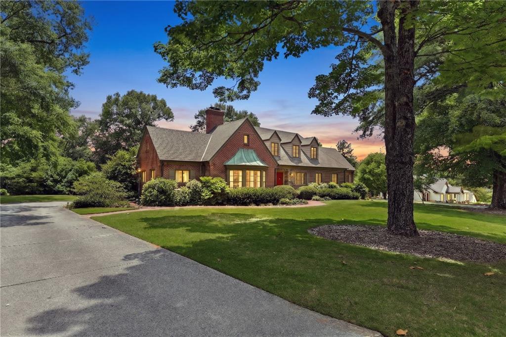 511 Dixon Drive