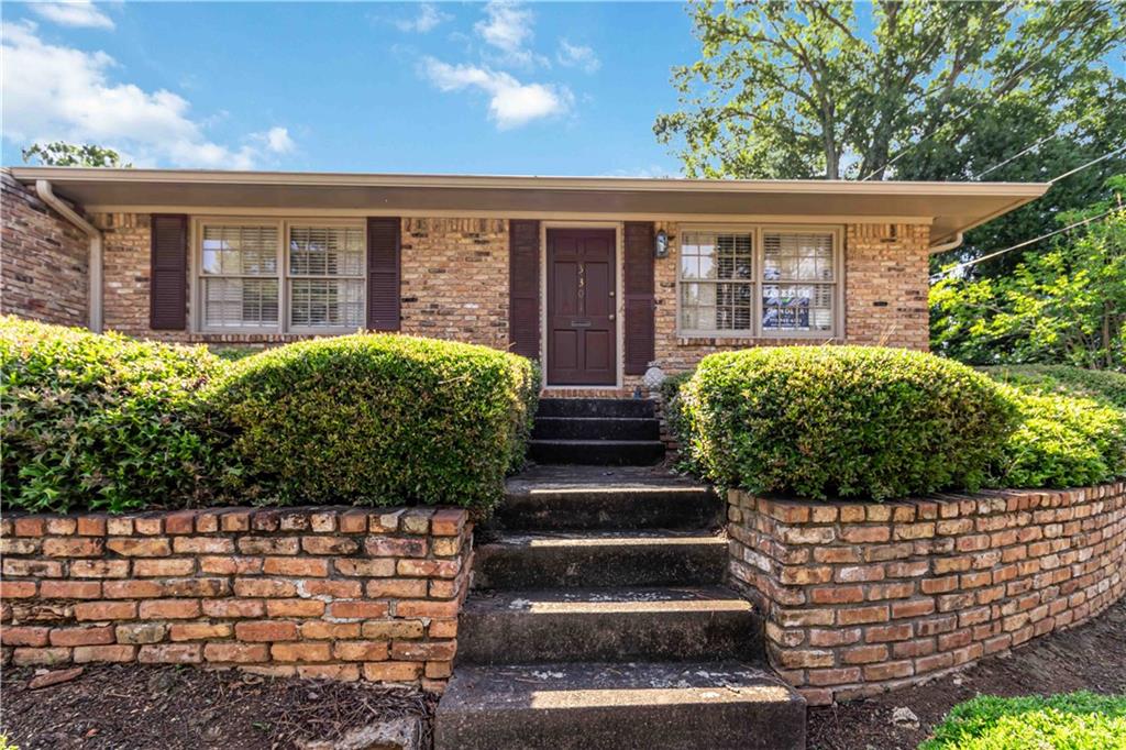 3301 Stonecrest Court