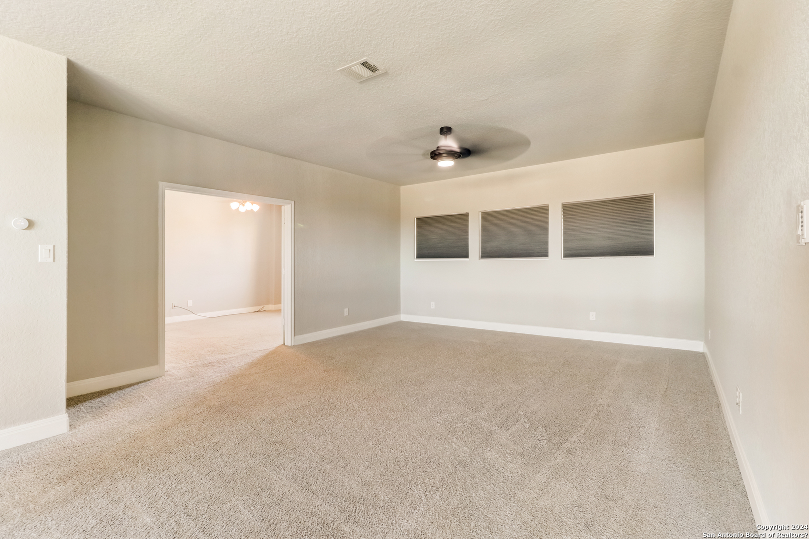 9140 Pepperton Ln