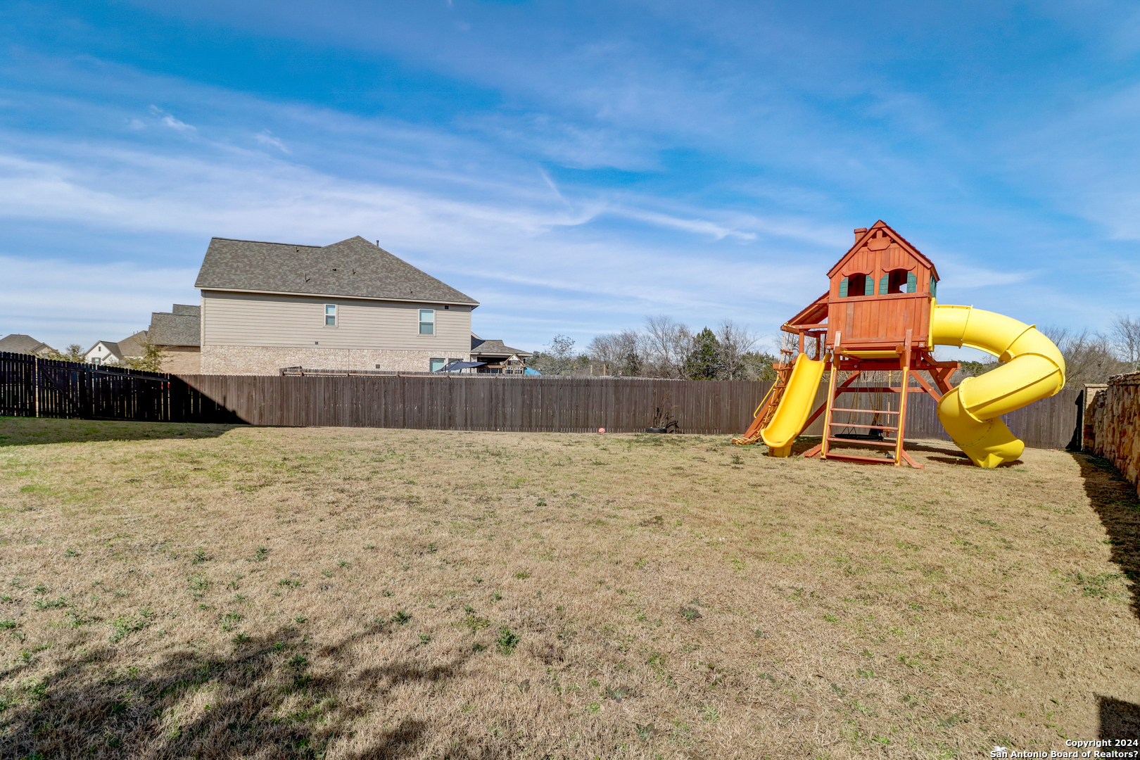 9140 Pepperton Ln