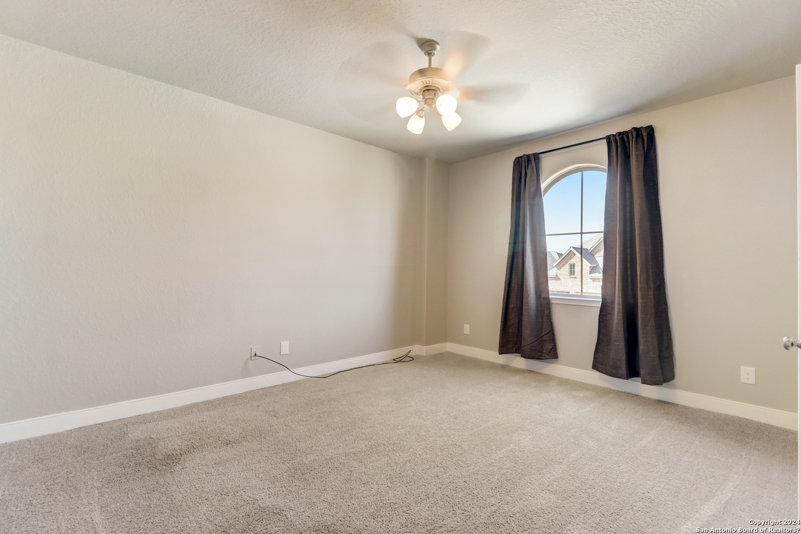 9140 Pepperton Ln