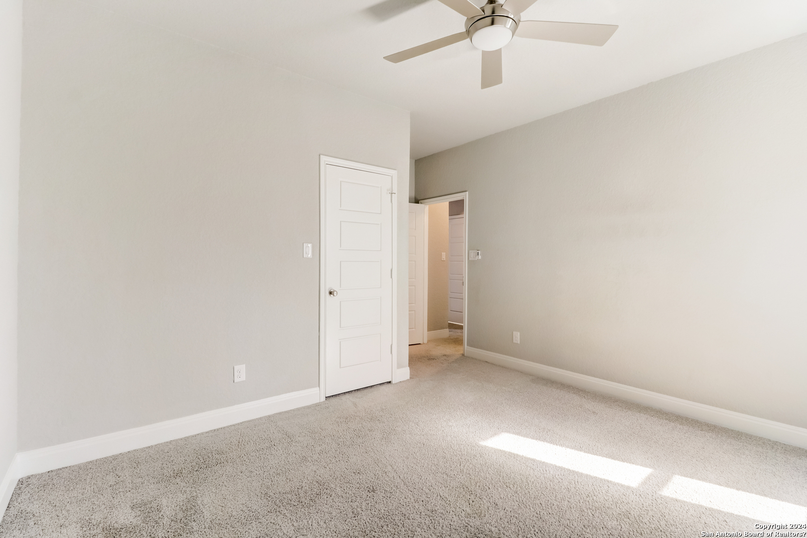 9140 Pepperton Ln