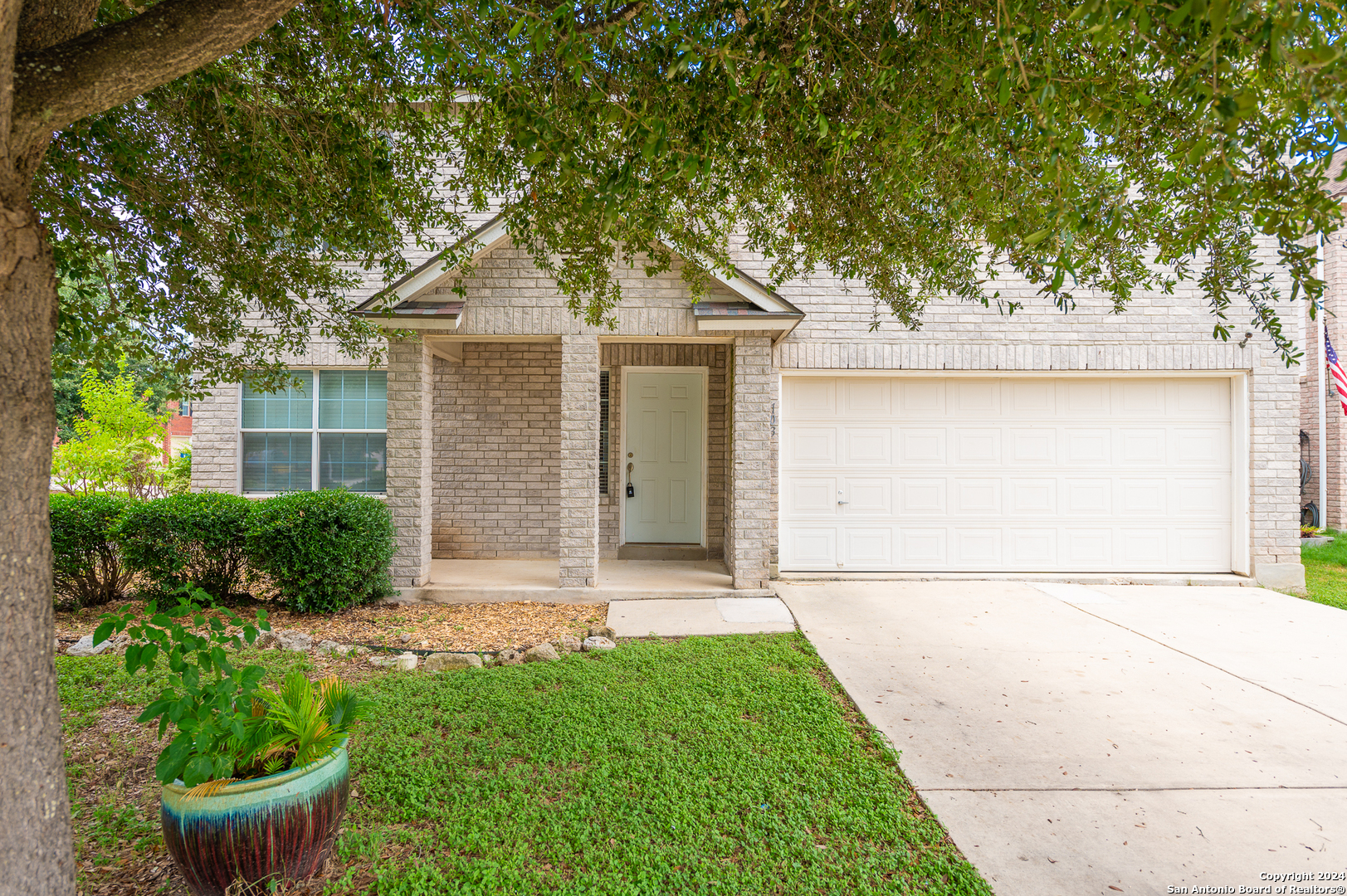 103 WOODSTONE WAY