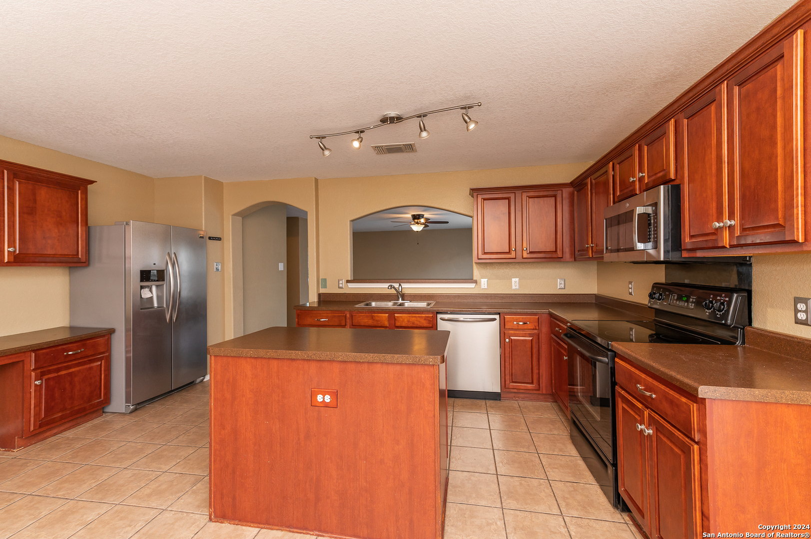 103 WOODSTONE WAY