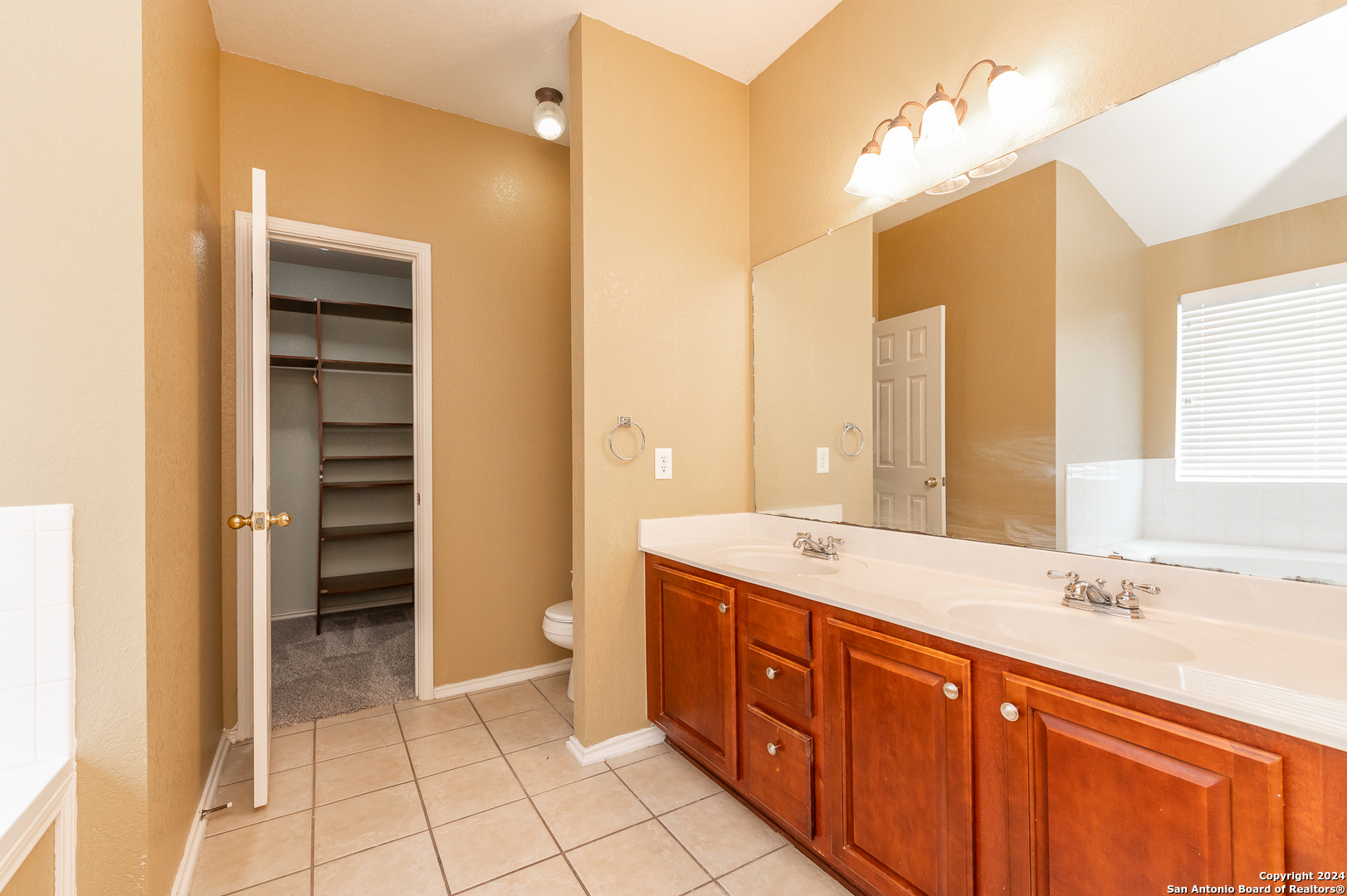 103 WOODSTONE WAY