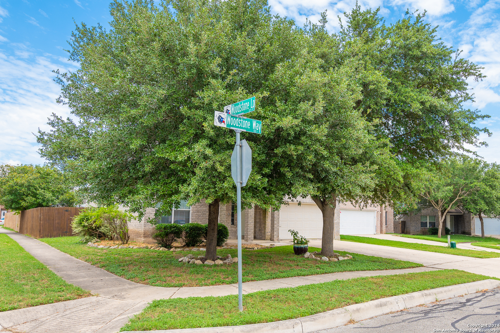 103 WOODSTONE WAY