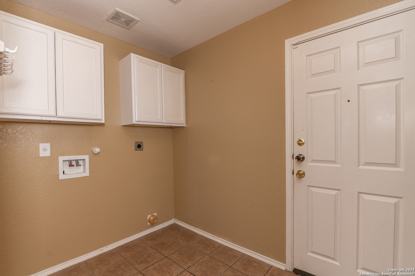 103 WOODSTONE WAY
