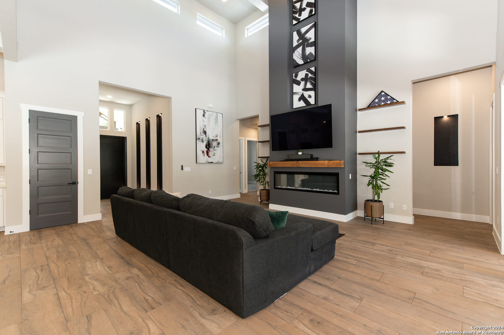 958 MAXIMINO RIDGE RD