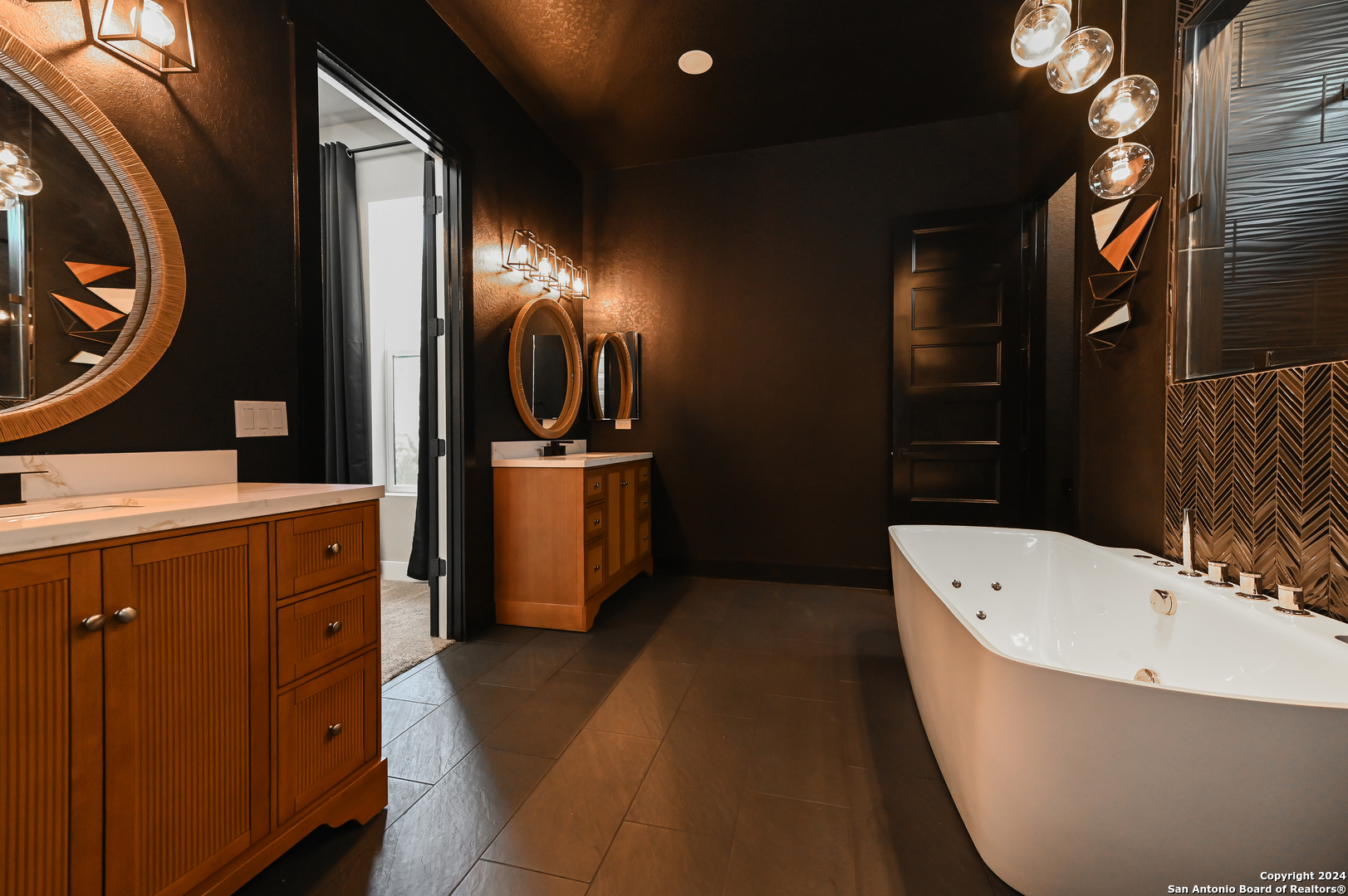 958 MAXIMINO RIDGE RD