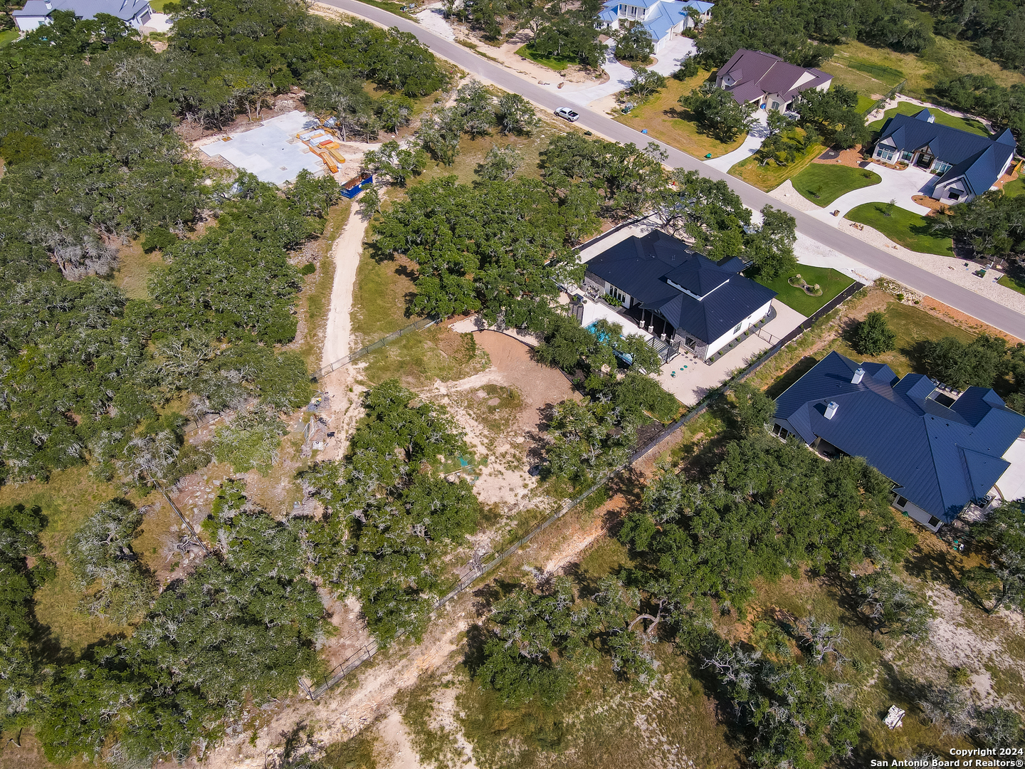 958 MAXIMINO RIDGE RD