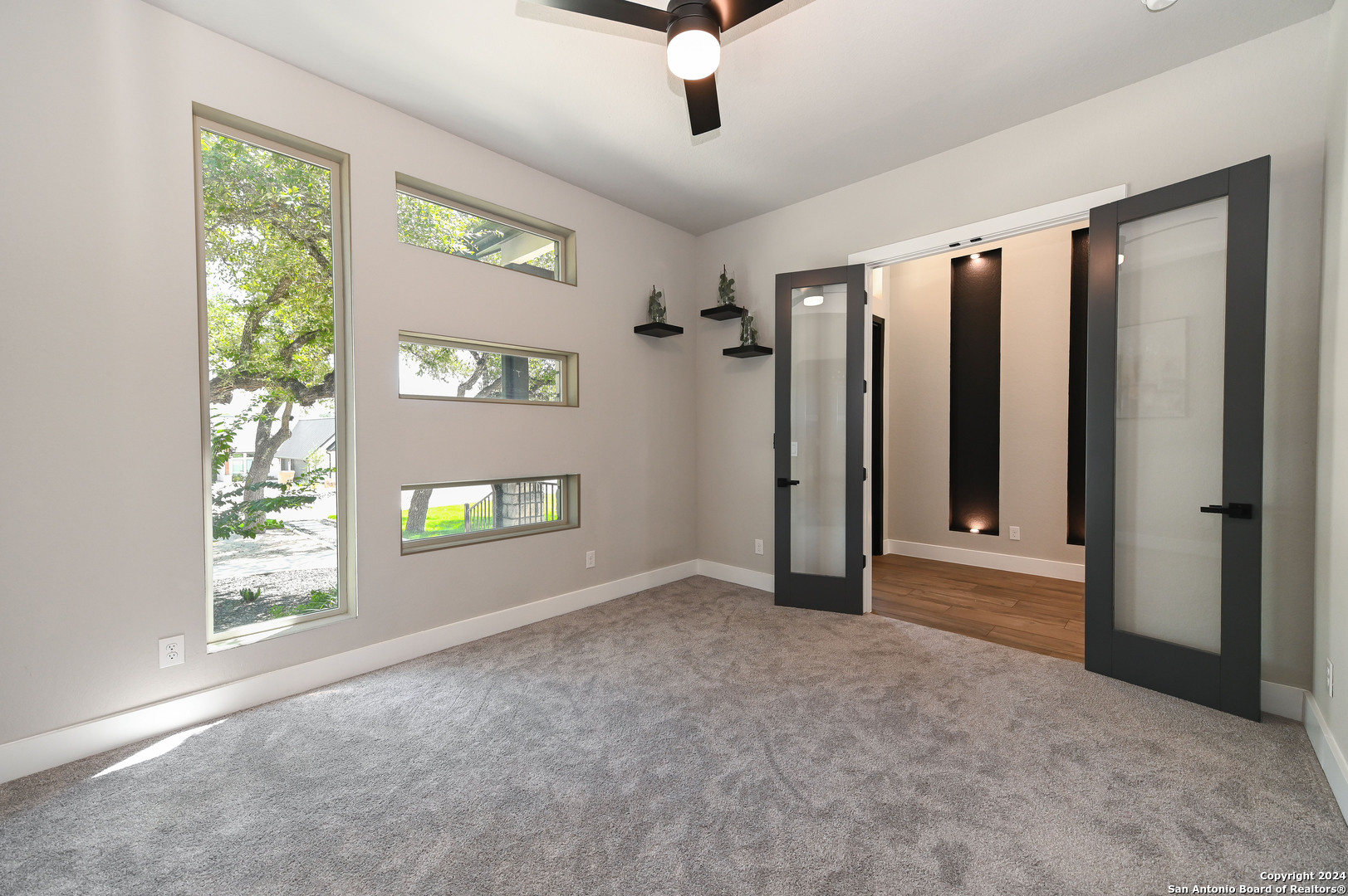 958 MAXIMINO RIDGE RD