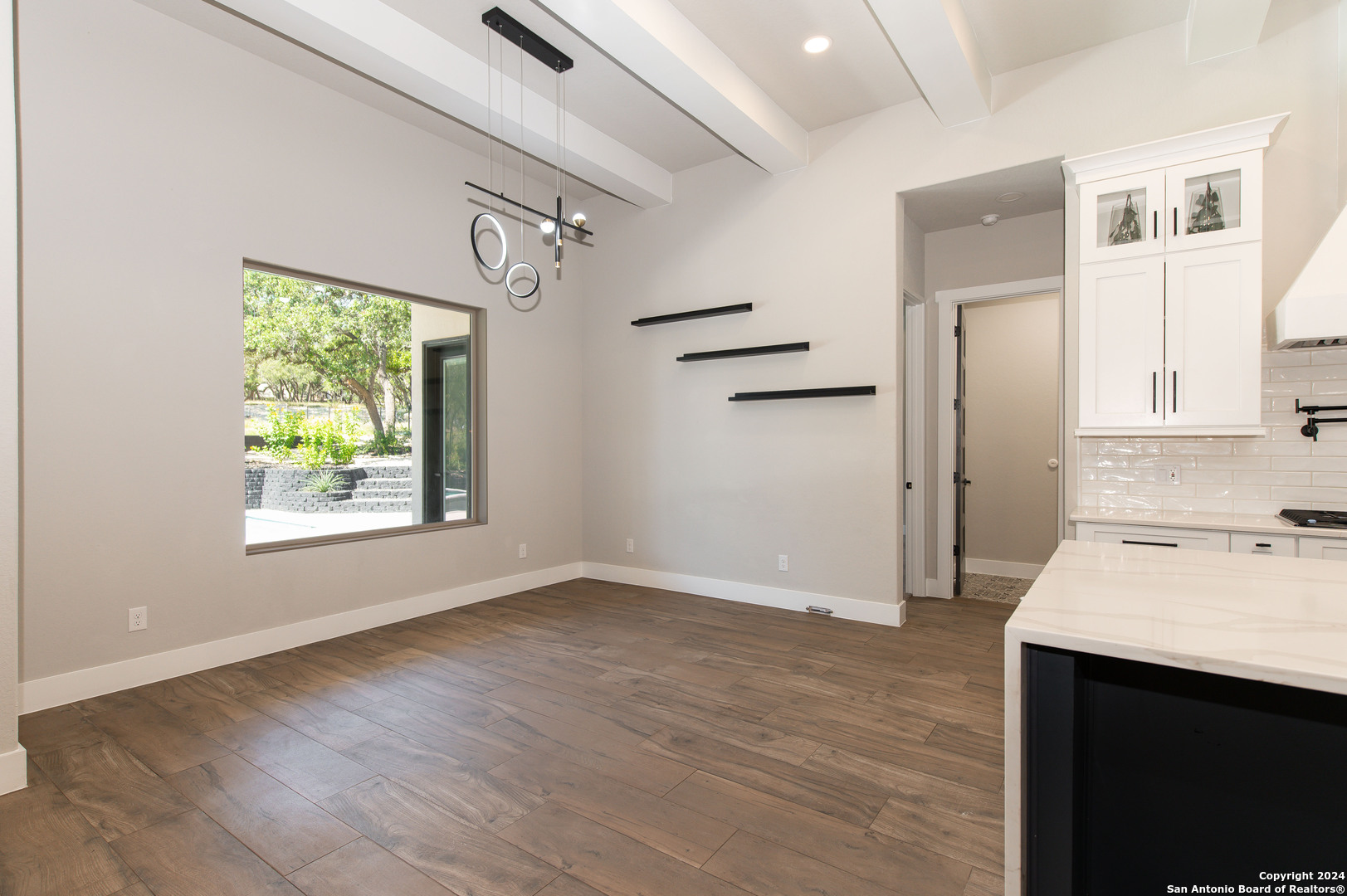 958 MAXIMINO RIDGE RD