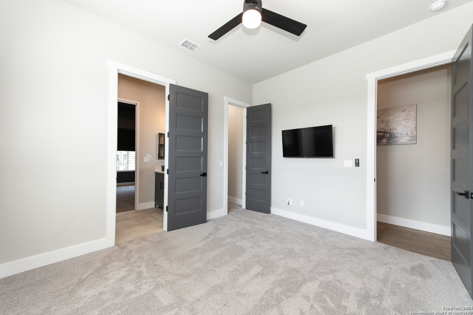 958 MAXIMINO RIDGE RD