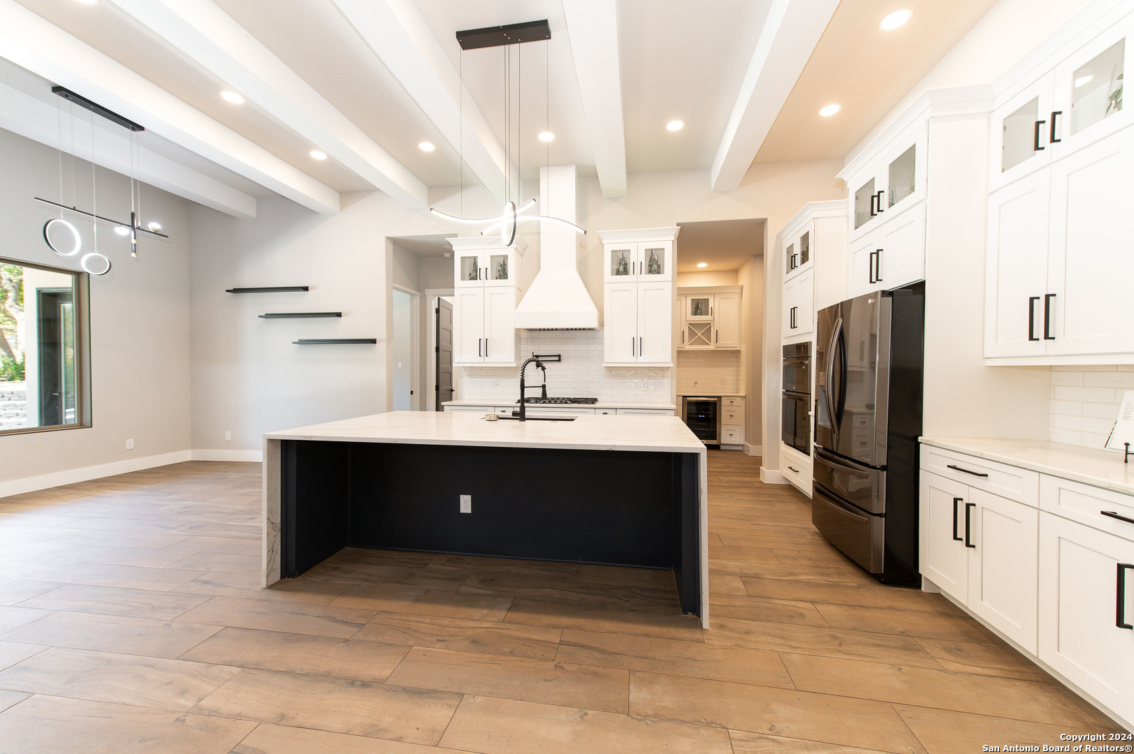 958 MAXIMINO RIDGE RD