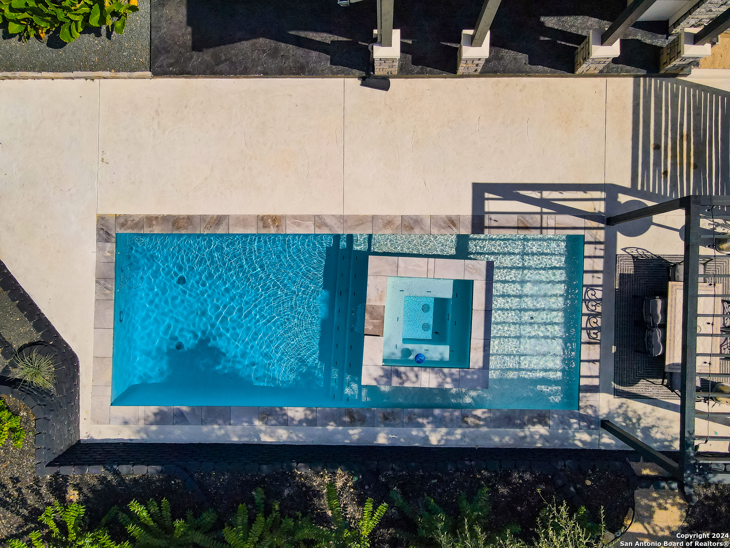 958 MAXIMINO RIDGE RD