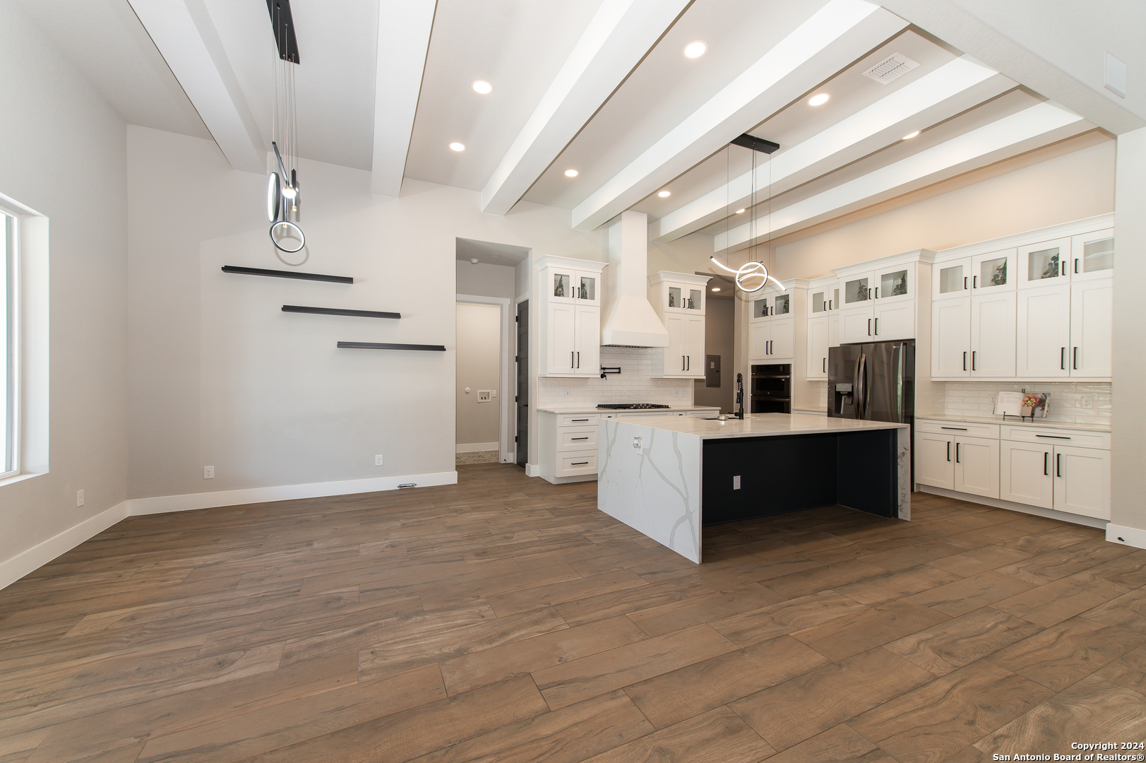 958 MAXIMINO RIDGE RD