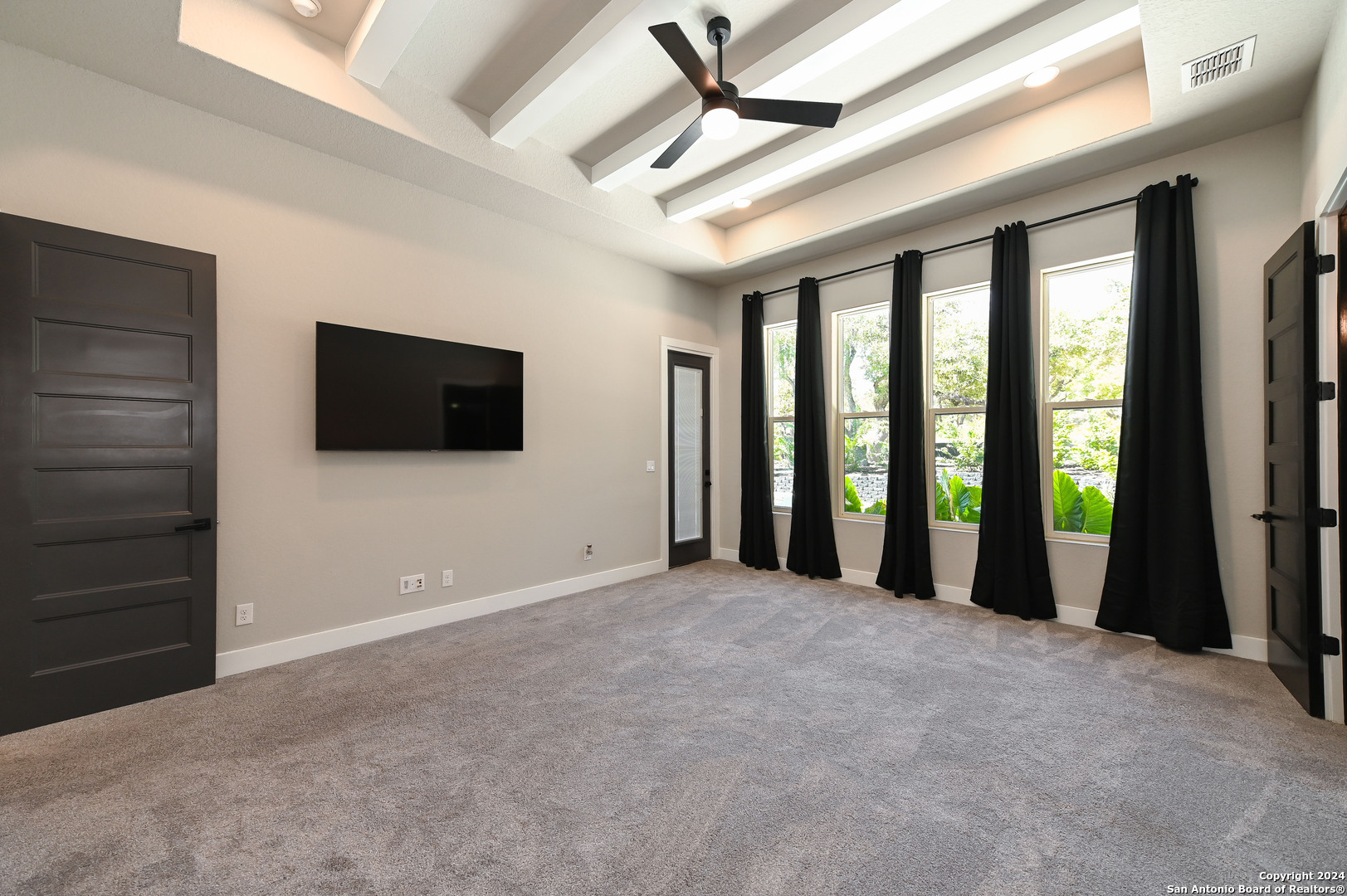 958 MAXIMINO RIDGE RD