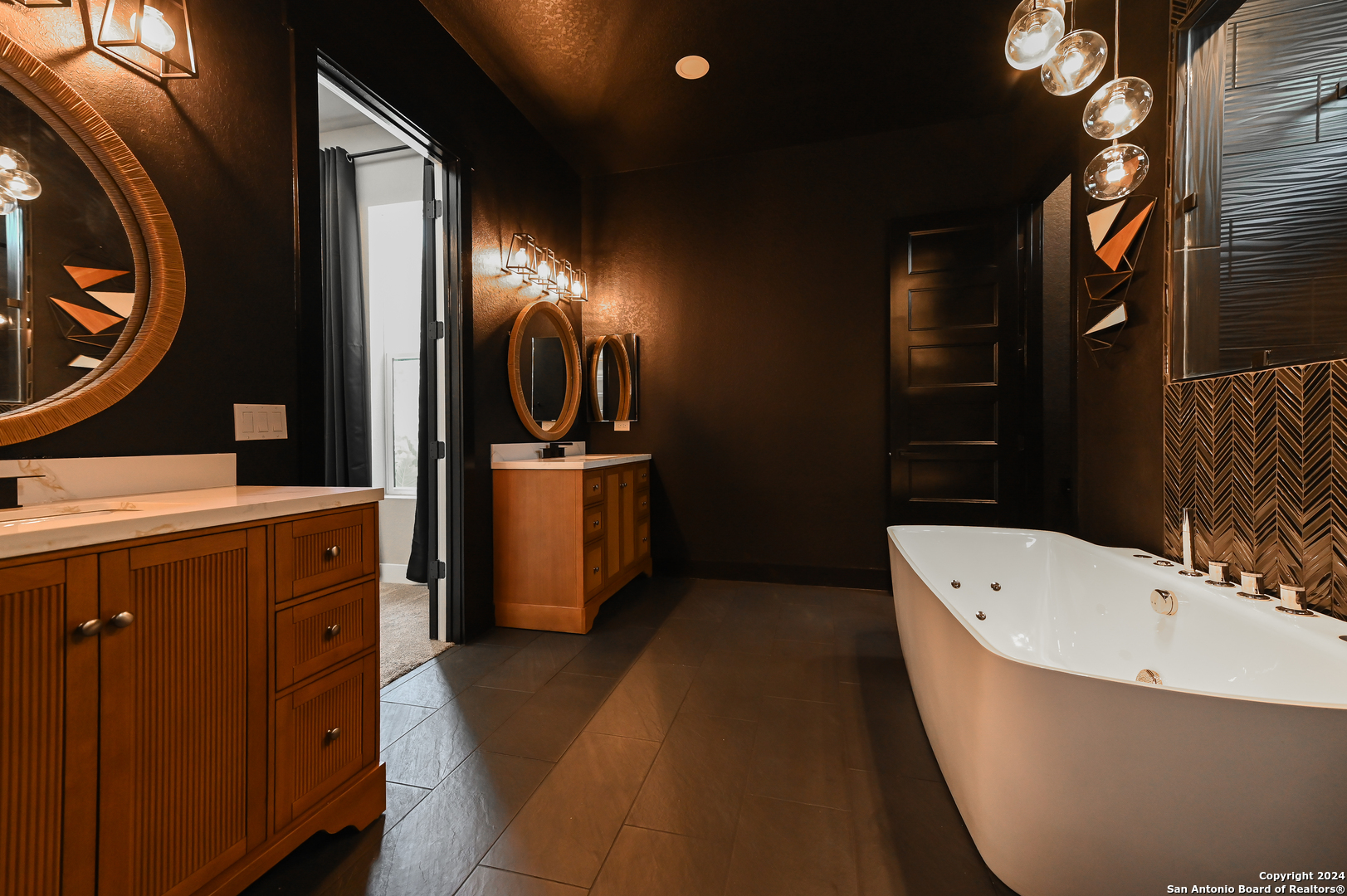 958 MAXIMINO RIDGE RD