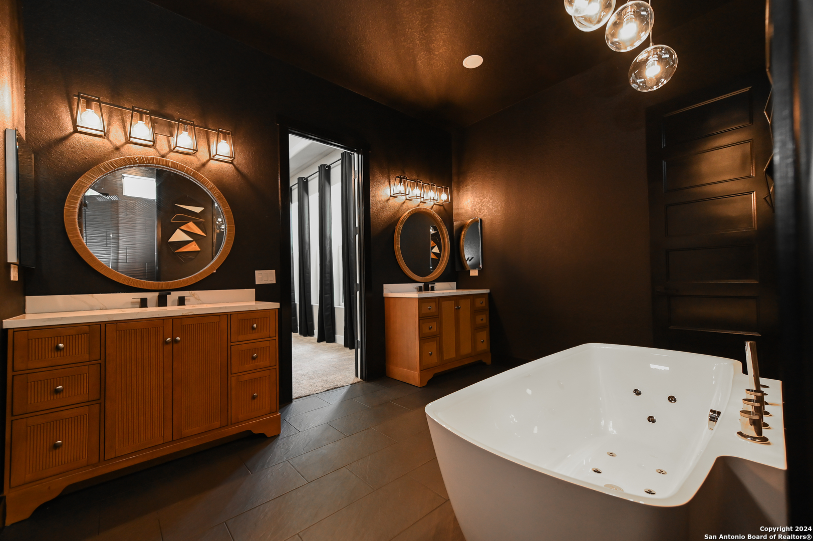 958 MAXIMINO RIDGE RD