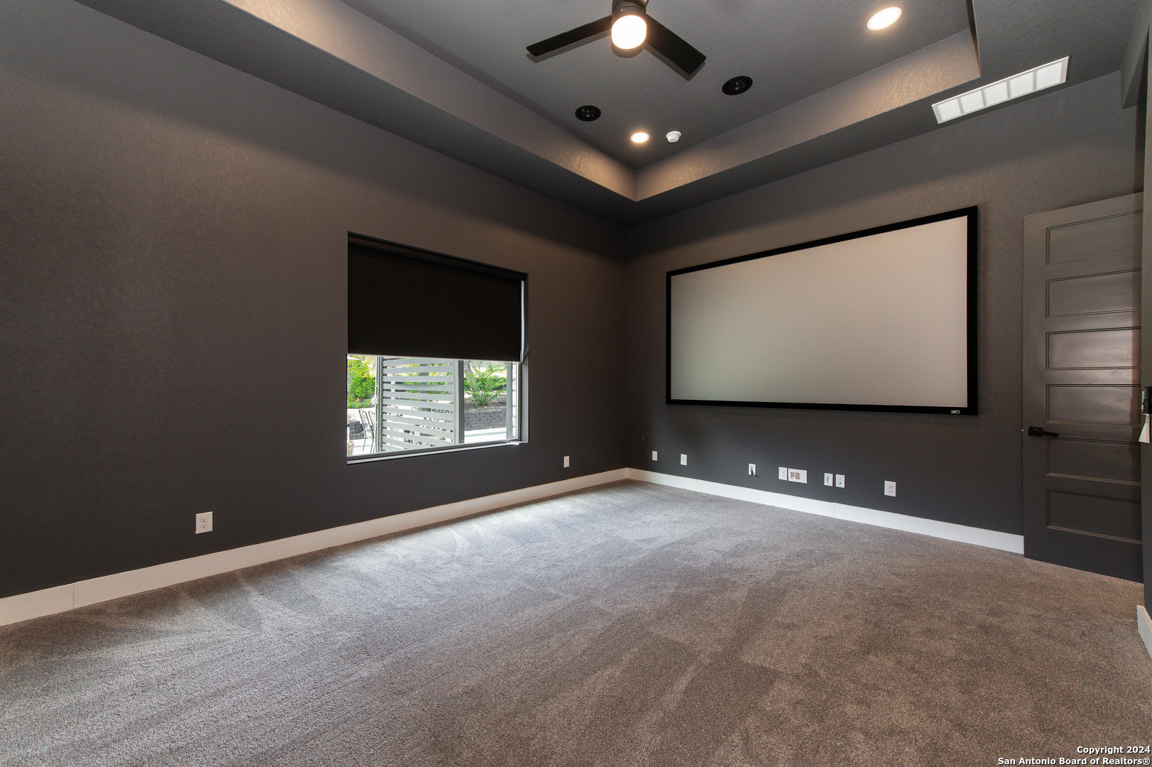 958 MAXIMINO RIDGE RD