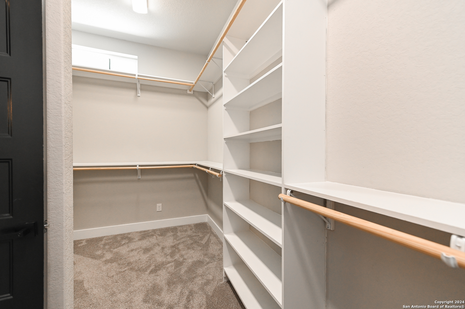 958 MAXIMINO RIDGE RD