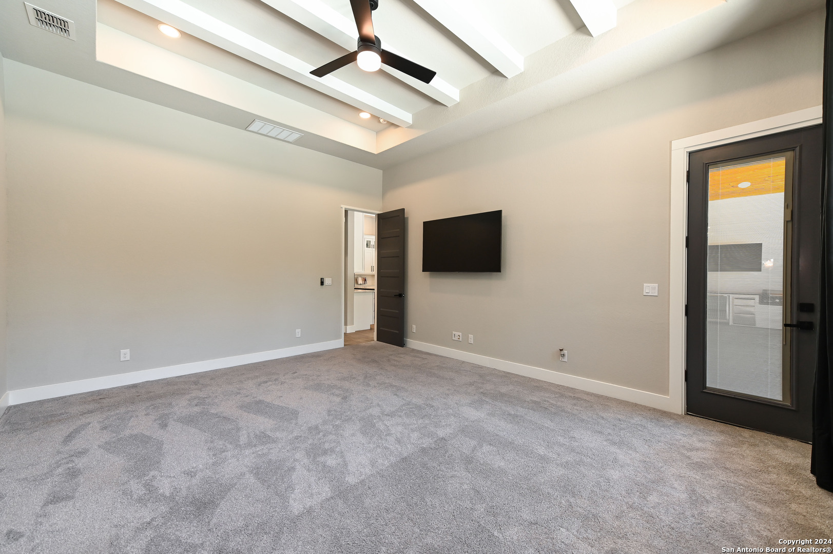 958 MAXIMINO RIDGE RD