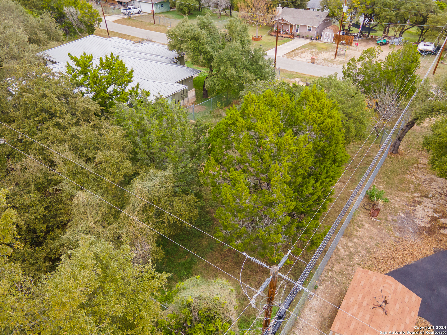 1275 DAWNRIDGE DR