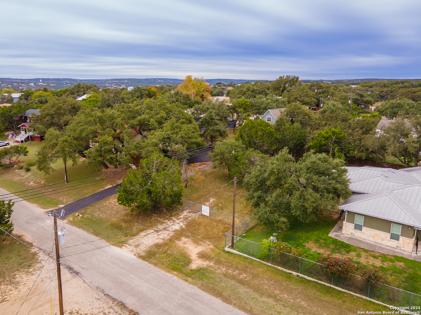 1275 DAWNRIDGE DR