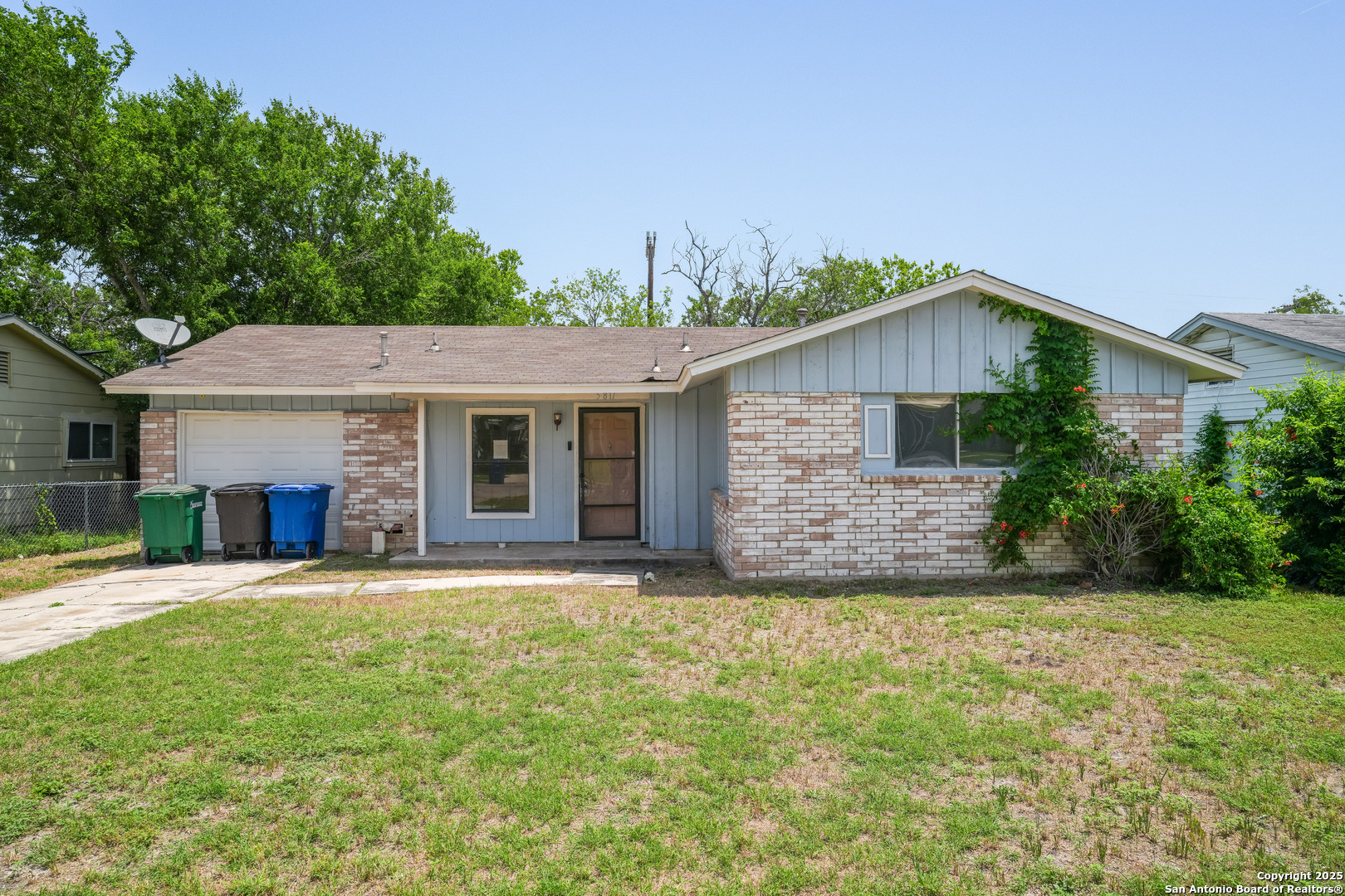5811 Shadow Way