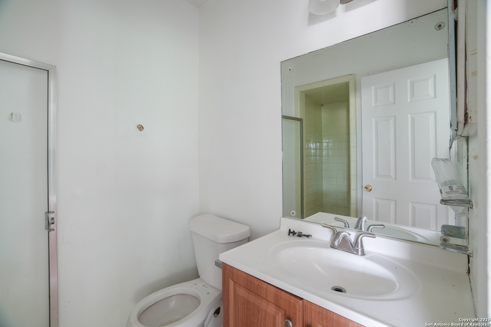 5811 Shadow Way