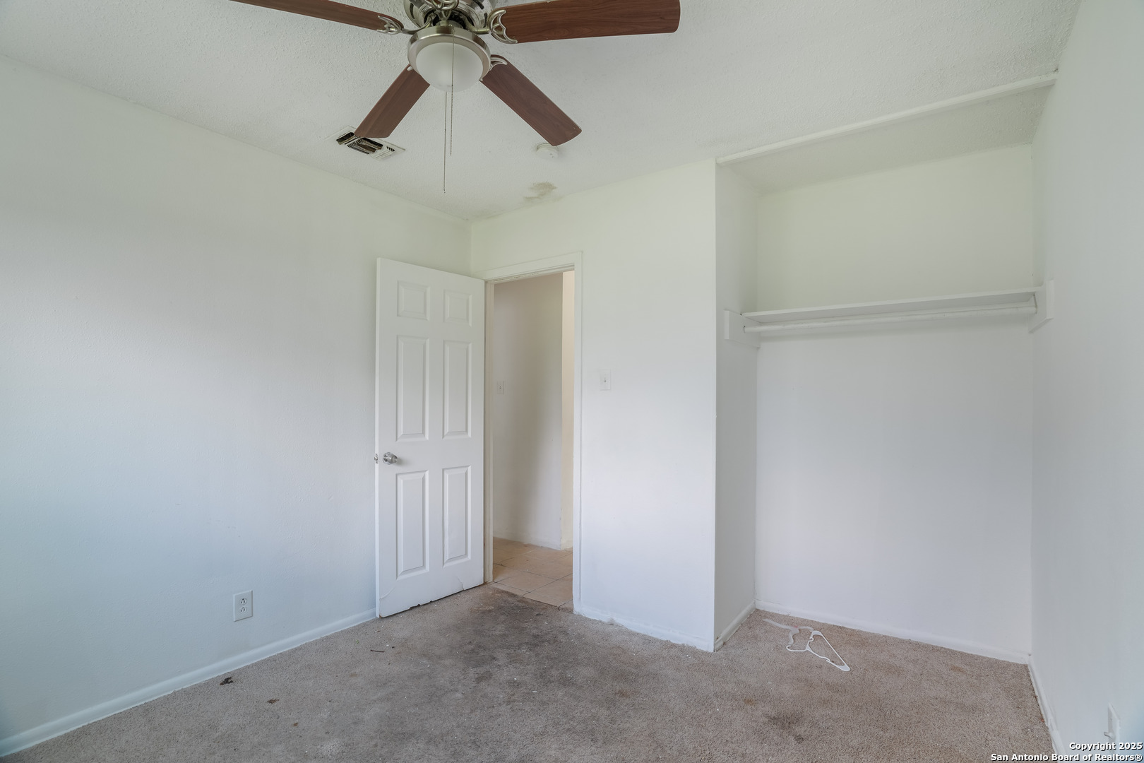 5811 Shadow Way