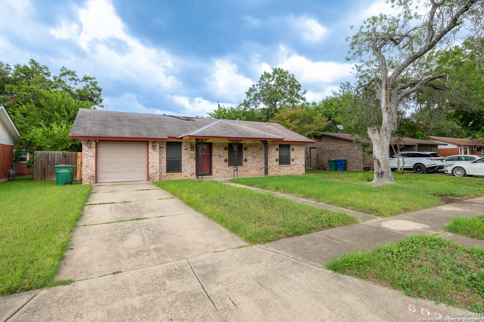 5027 Creekmoor