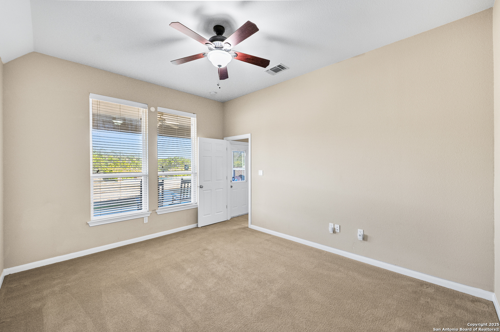 123 Dodder
