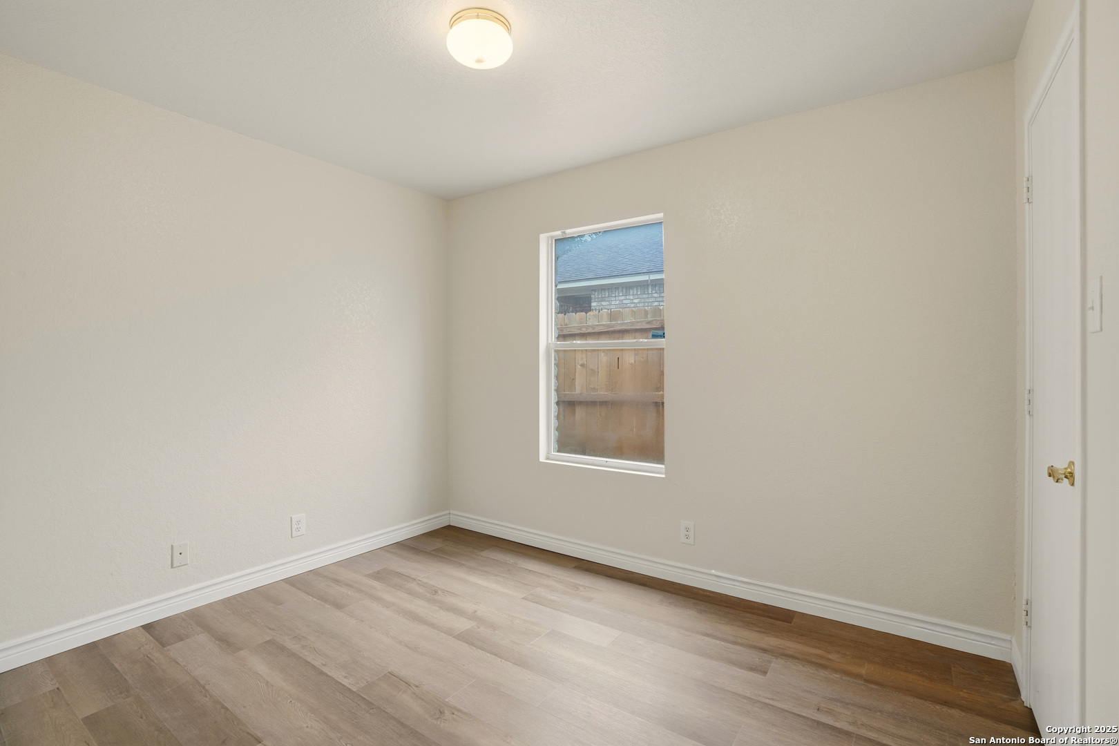 4727 Gavlick Farm