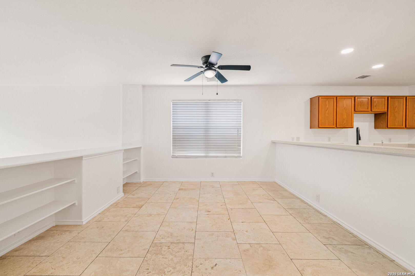 9027 Timber Laurel