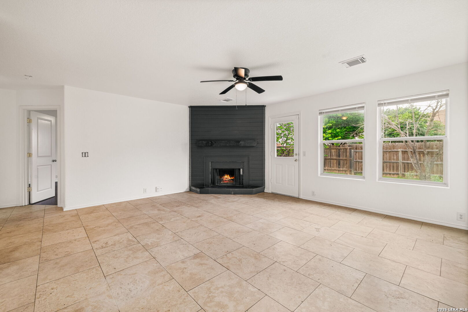 9027 Timber Laurel