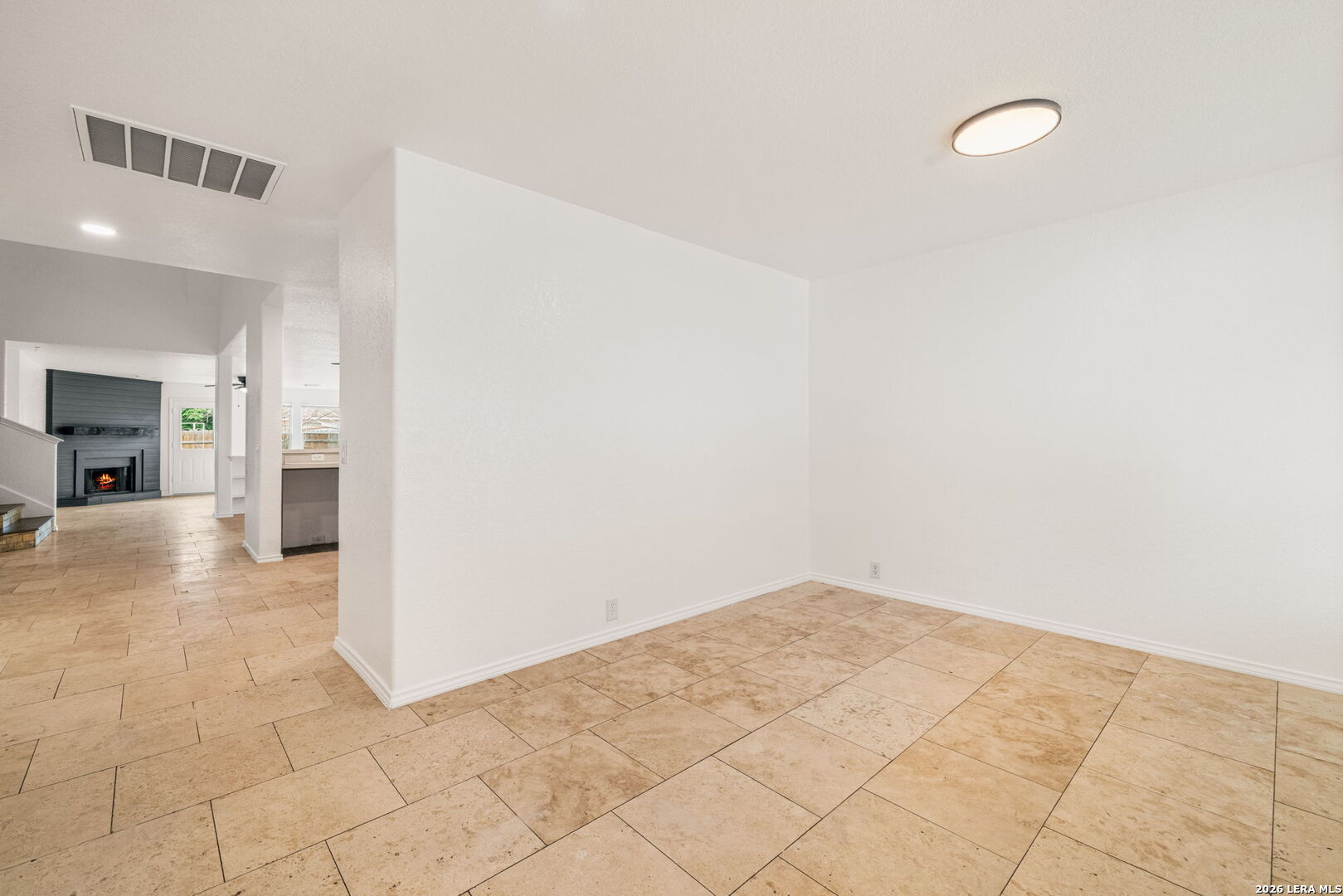 9027 Timber Laurel